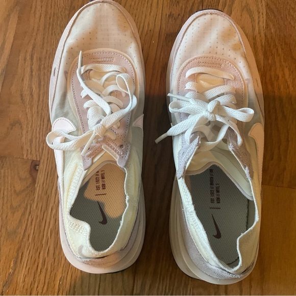 NWOT Nike Waffle One sneakers in sail/light soft pink - Picture 8 of 10